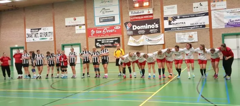 Dames 2 behoudt koppositie